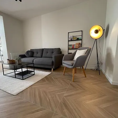 Grand De Charme-calais Nord-cour-plage *