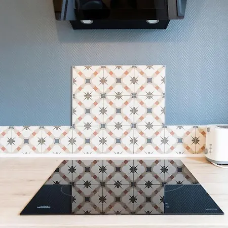 Grand De Charme-calais Nord-cour-plage *