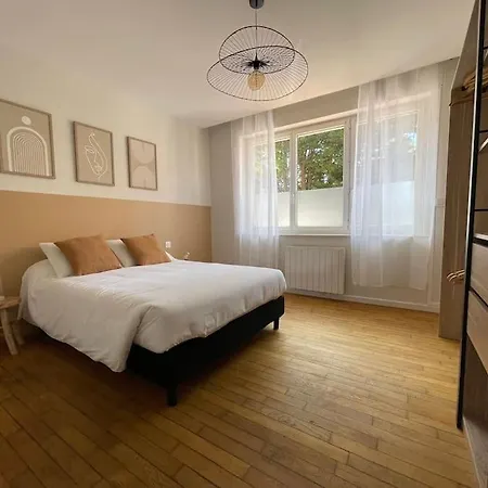 Grand De Charme-calais Nord-cour-plage *