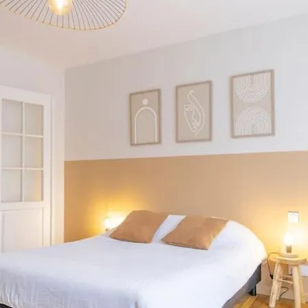 Grand De Charme-calais Nord-cour-plage *